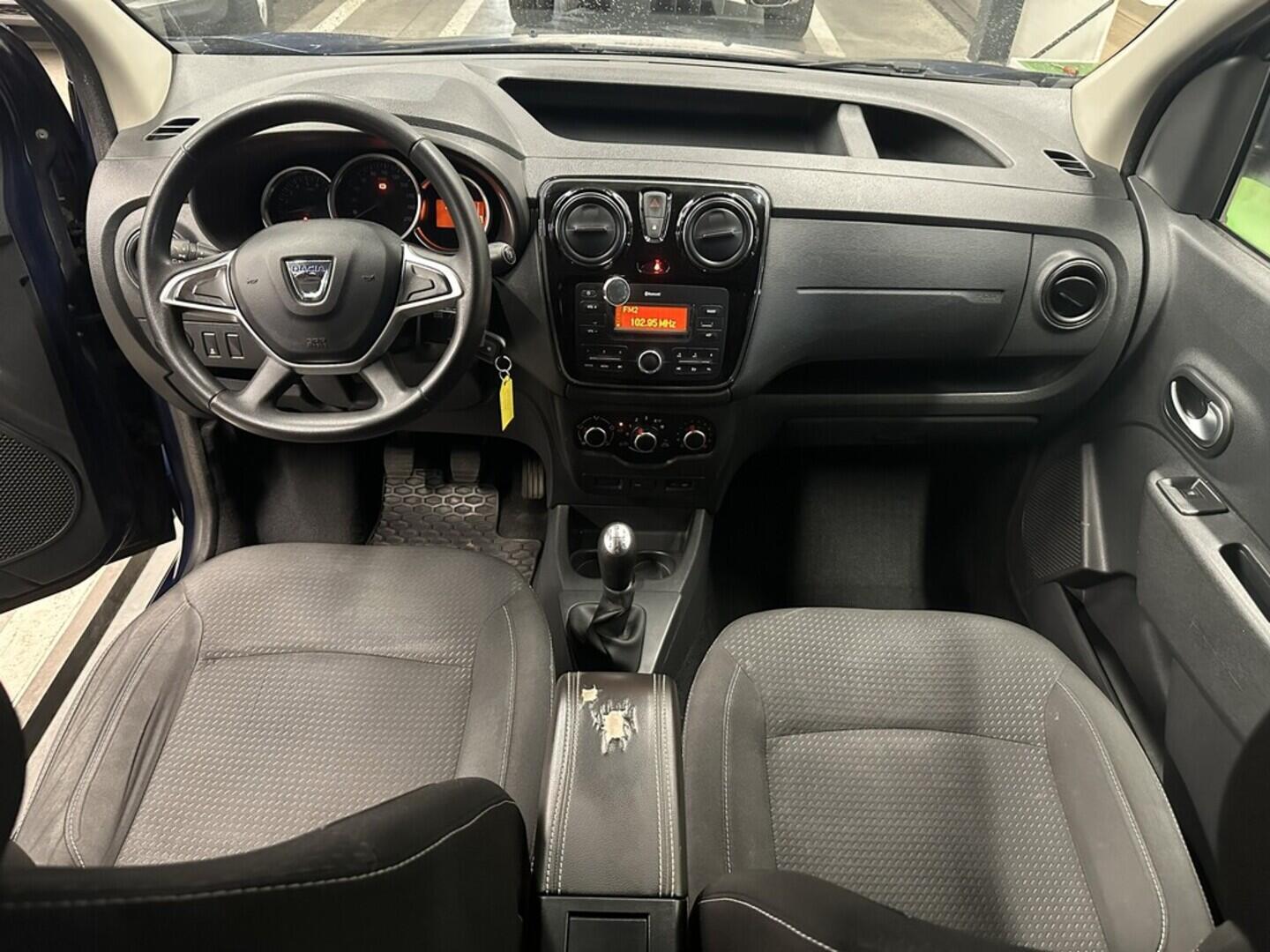 O619V07556_18.webp_DOKKER S Arctica 1.6 SCe 75 kW manuál