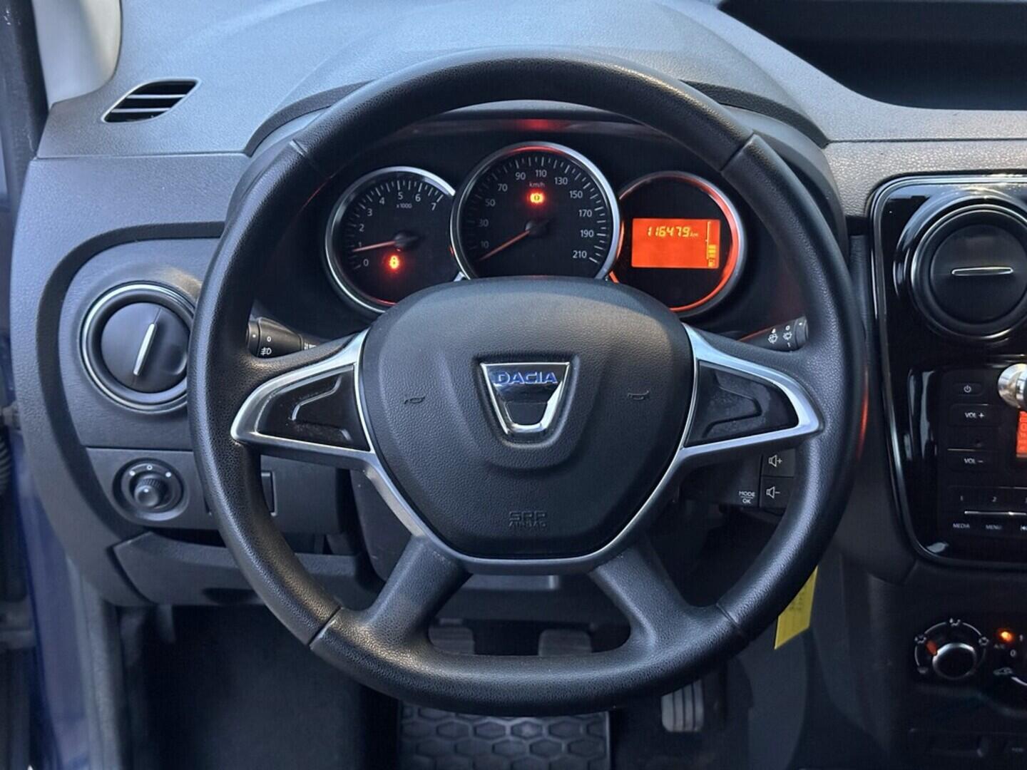 O619V07556_20.webp_DOKKER S Arctica 1.6 SCe 75 kW manuál