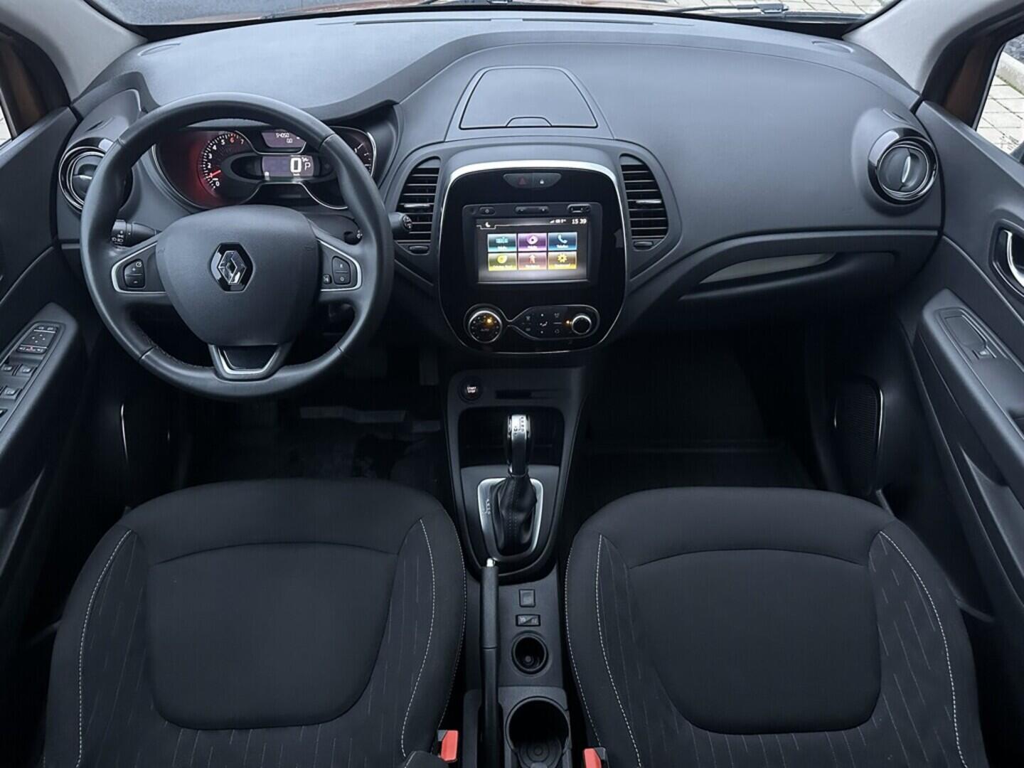 O619V07557_18.webp_CAPTUR Limited 1.3  110 kW automat