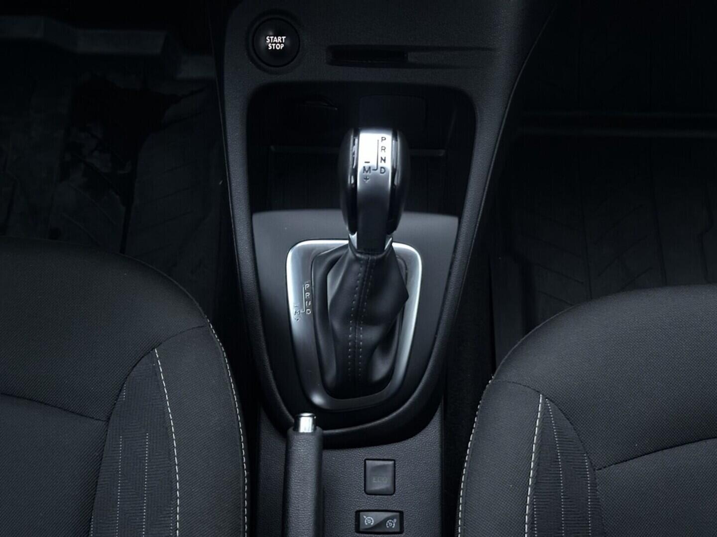 O619V07557_25.webp_CAPTUR Limited 1.3  110 kW automat