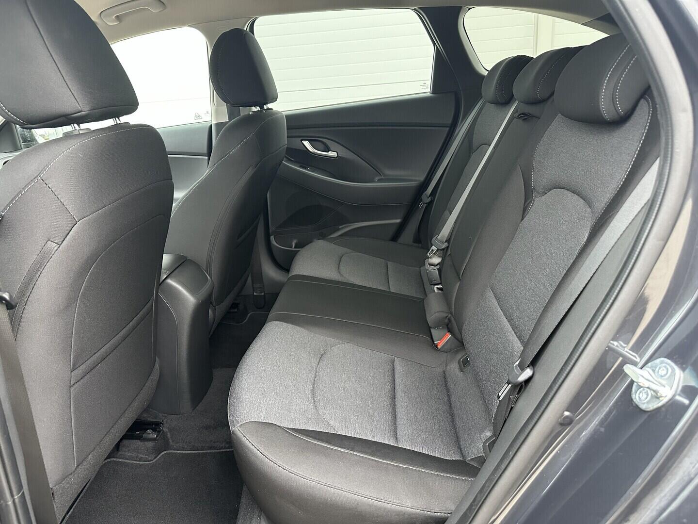 O619V07561_28.webp_I30 Smart 1.5 T-GDi 117 kW automat, DPH