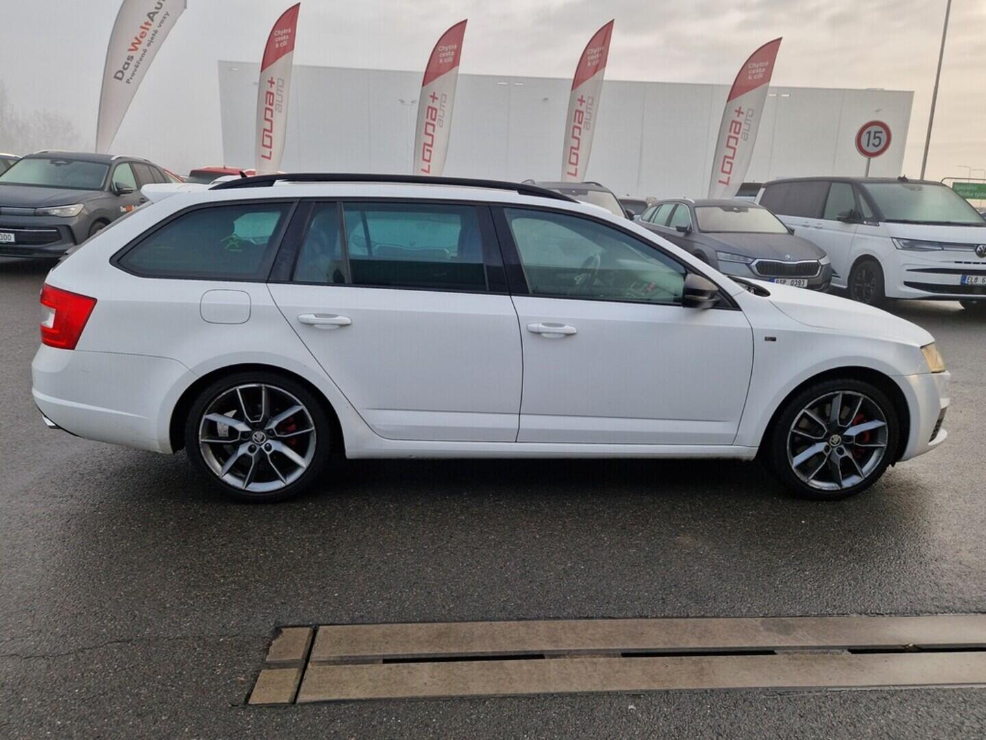 O619V07562_12.webp_OCTAVIA RS 2.0 TDI 135 kW automat