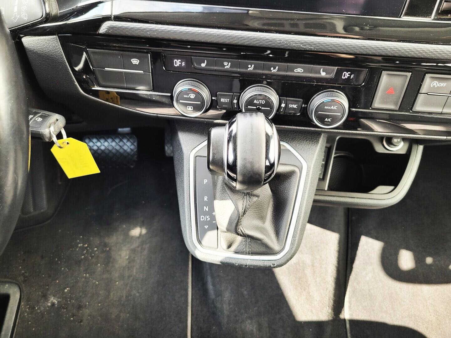 O619V07568_24.webp_MULTIVAN Comfortline 2.0 TDI 110 kW automat, DPH