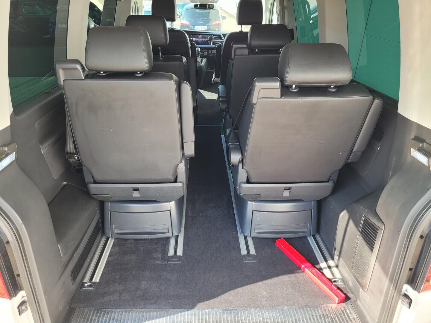 O619V07568_31.webp_MULTIVAN Comfortline 2.0 TDI 110 kW automat, DPH