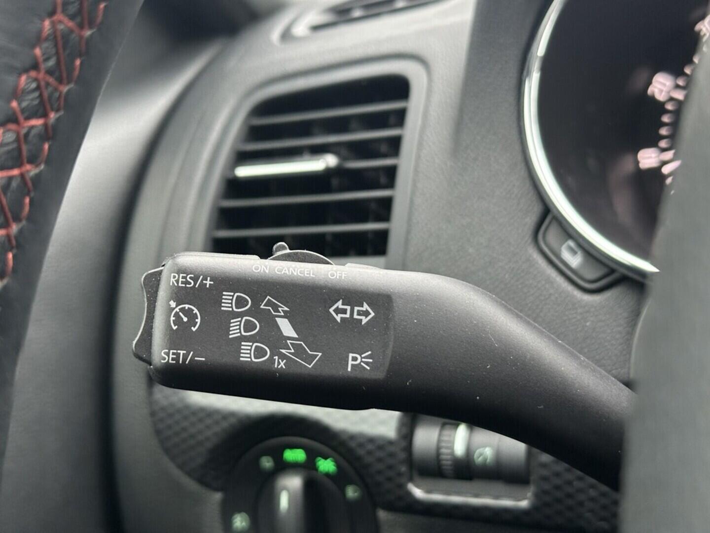 O619V07572_21.webp_YETI Monte Carlo 1.4 TSI 92 kW manuál