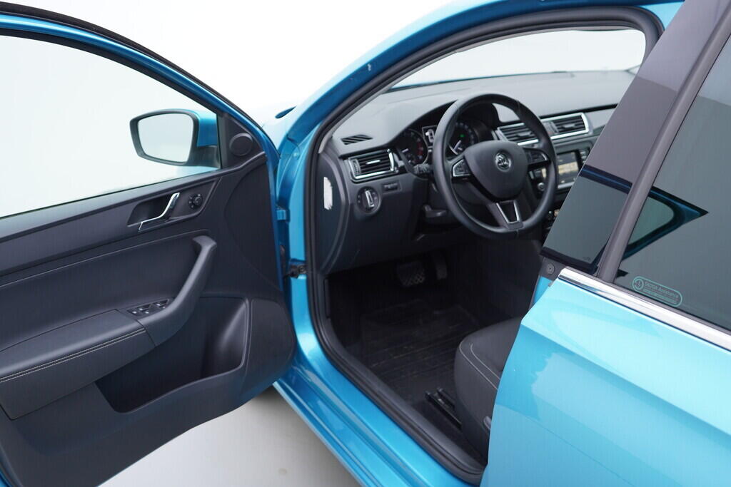 O619V07573_18.webp_RAPID Style 1.4 TSI 92 kW automat