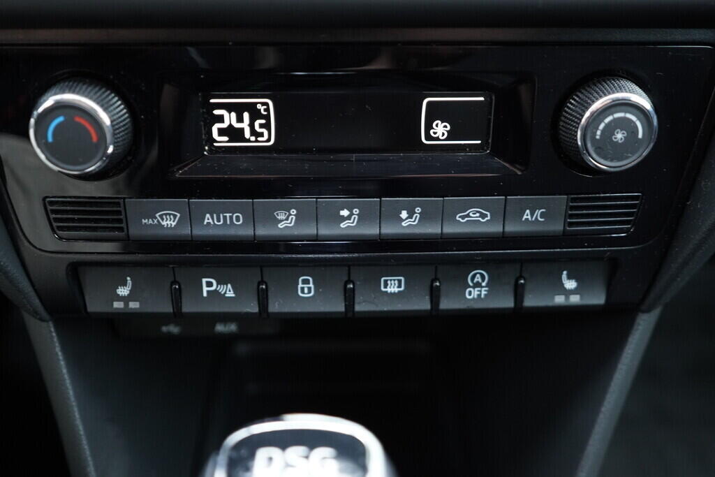 O619V07573_33.webp_RAPID Style 1.4 TSI 92 kW automat