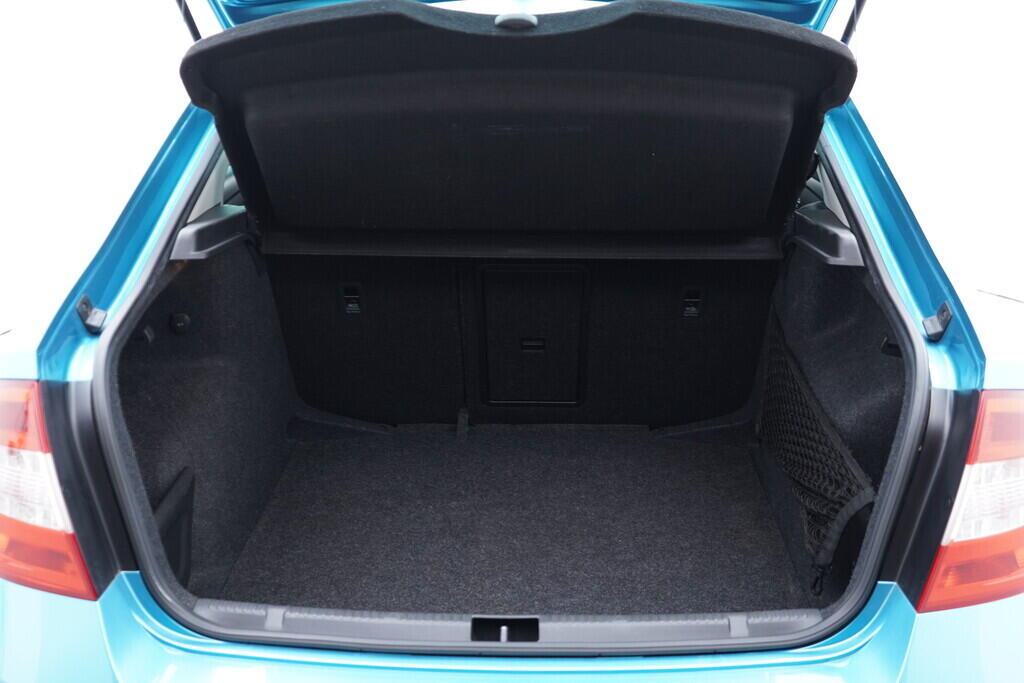 O619V07573_37.webp_RAPID Style 1.4 TSI 92 kW automat