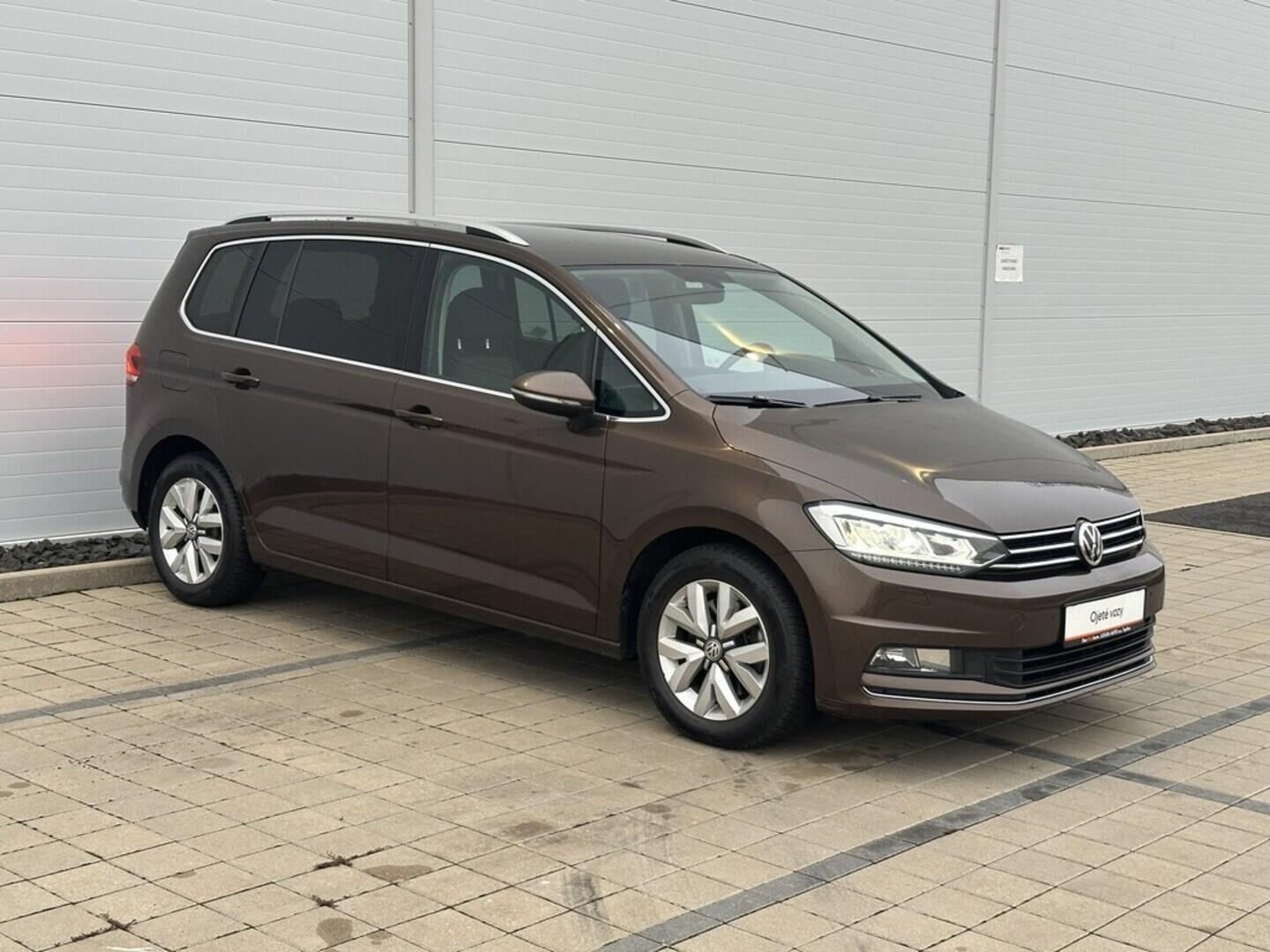 O619V07574_12.webp_TOURAN HIGHLINE 2.0 TDI 110 kW automat, DPH