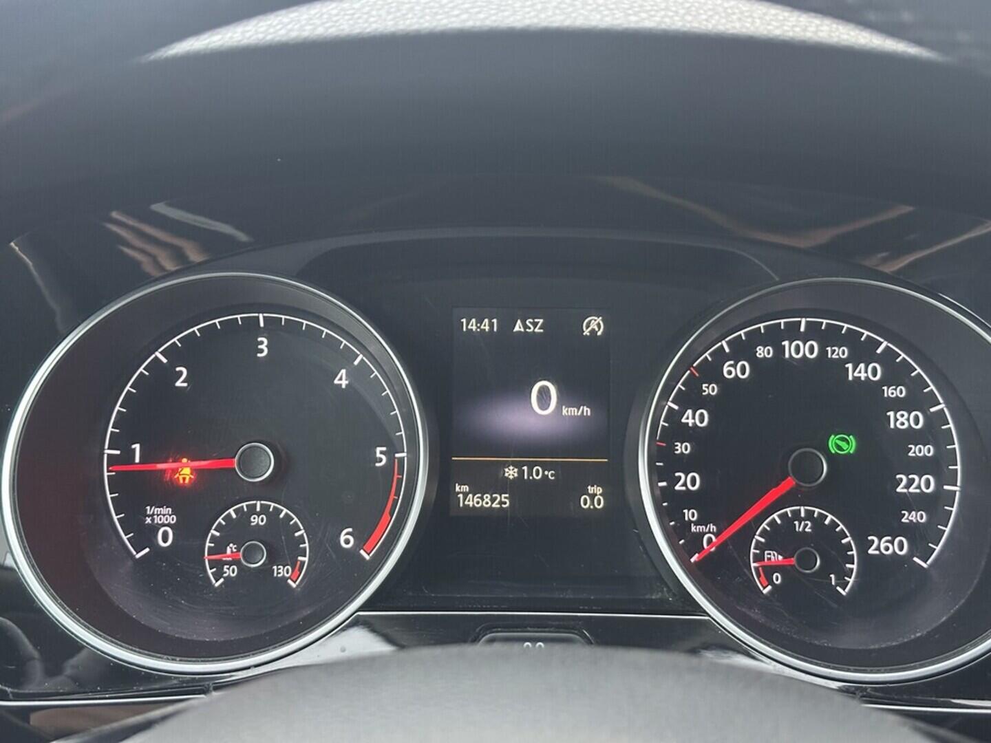 O619V07574_19.webp_TOURAN HIGHLINE 2.0 TDI 110 kW automat, DPH