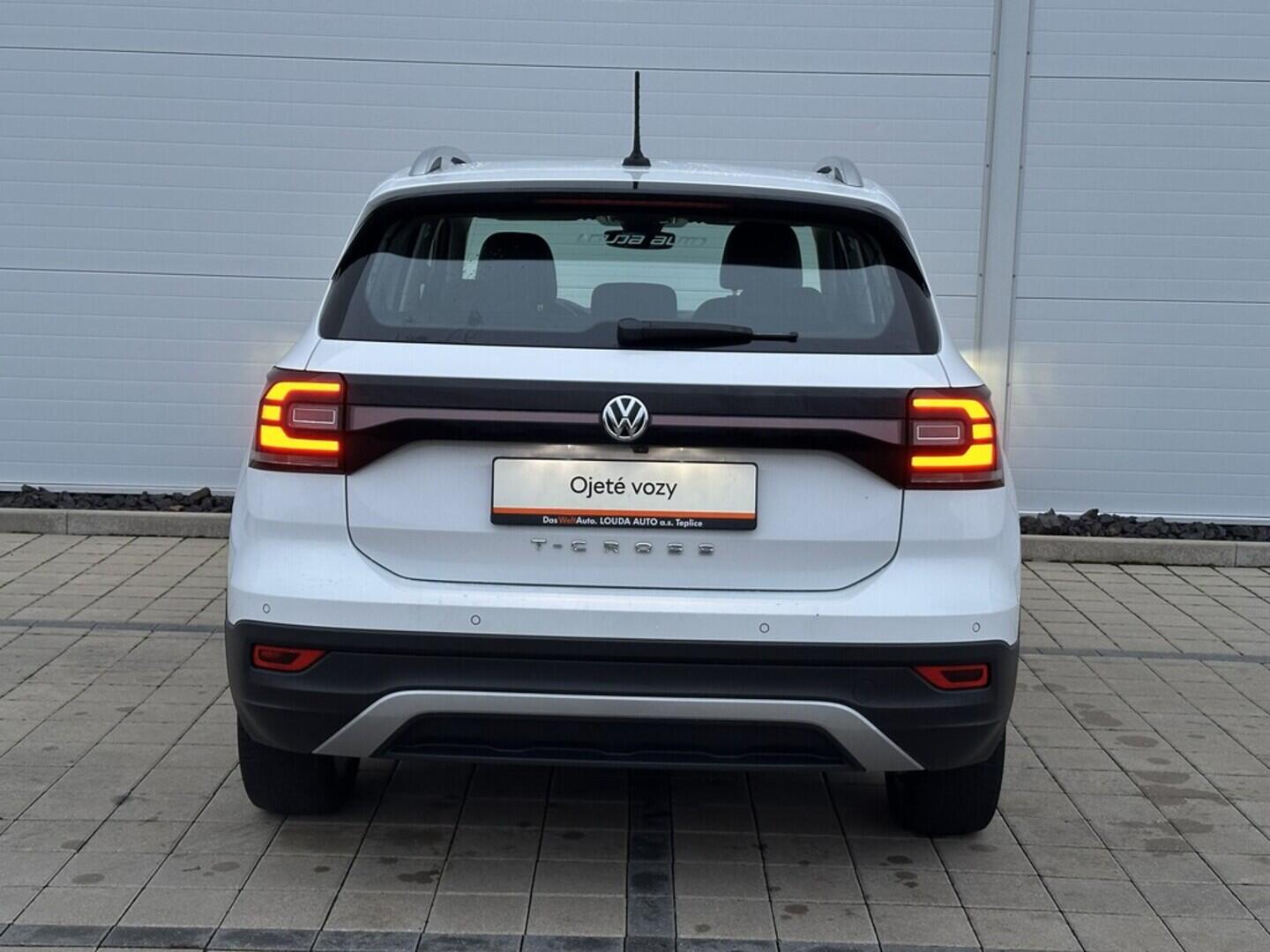 O619V07576_15.webp_T-CROSS STYLE 1.0 TSI 85 kW manuál