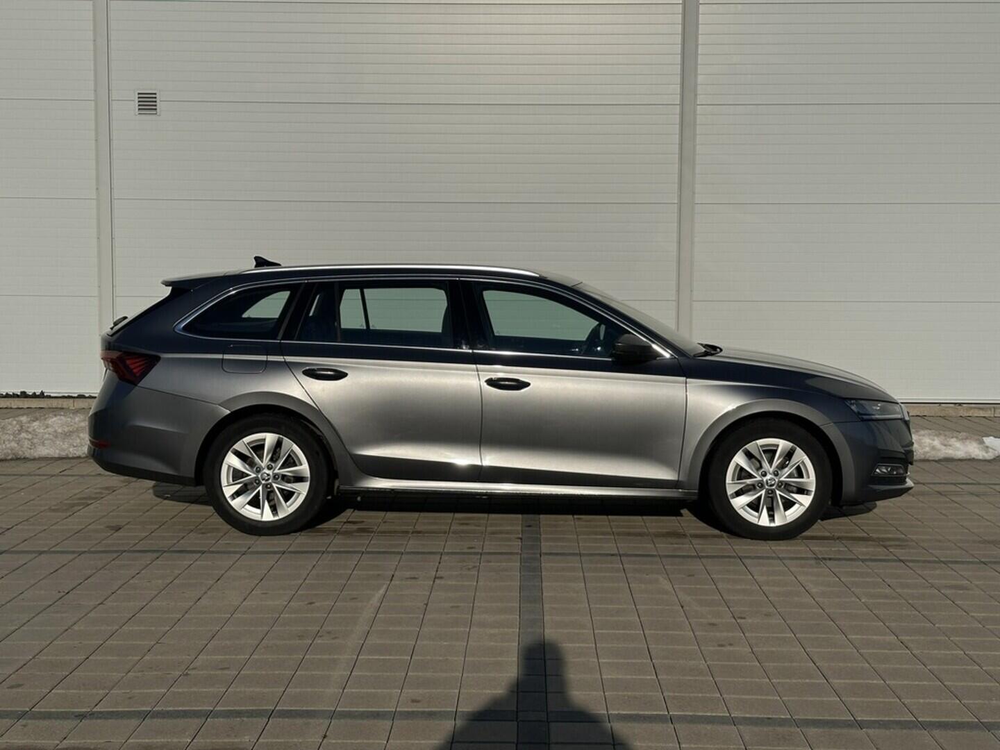 O619V07583_13.webp_OCTAVIA Style 1.5 TSI 110 kW manuál, DPH