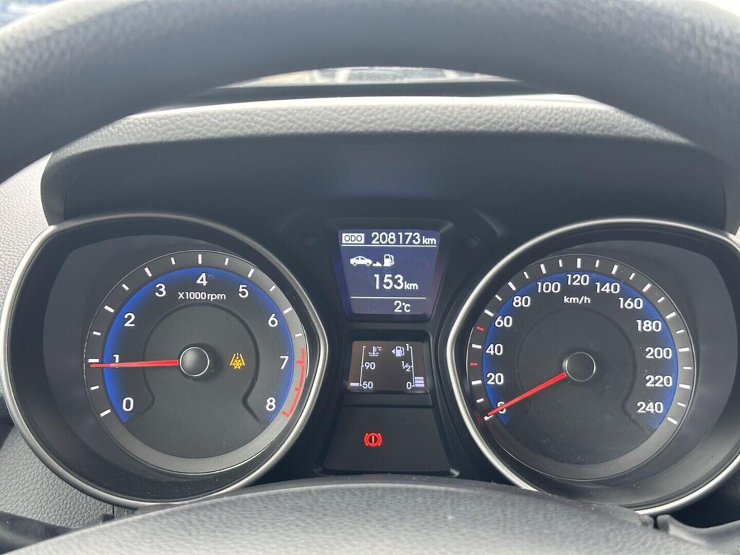 O619V07586_19.webp_I30 Trikolor 1.4 CVVT 73 kW manuál