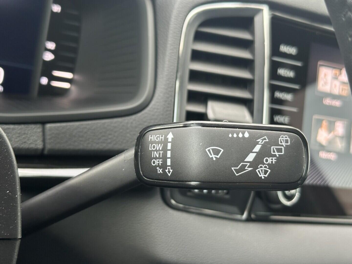 O619V07588_27.webp_KAROQ Style 1.5 TSI 110 kW automat