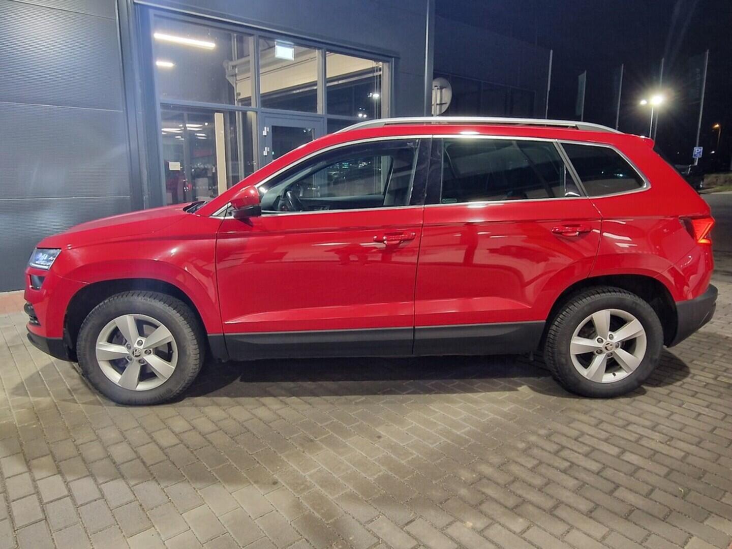 O619V07593_12.webp_KAROQ Style 1.6 TDI 85 kW manuál