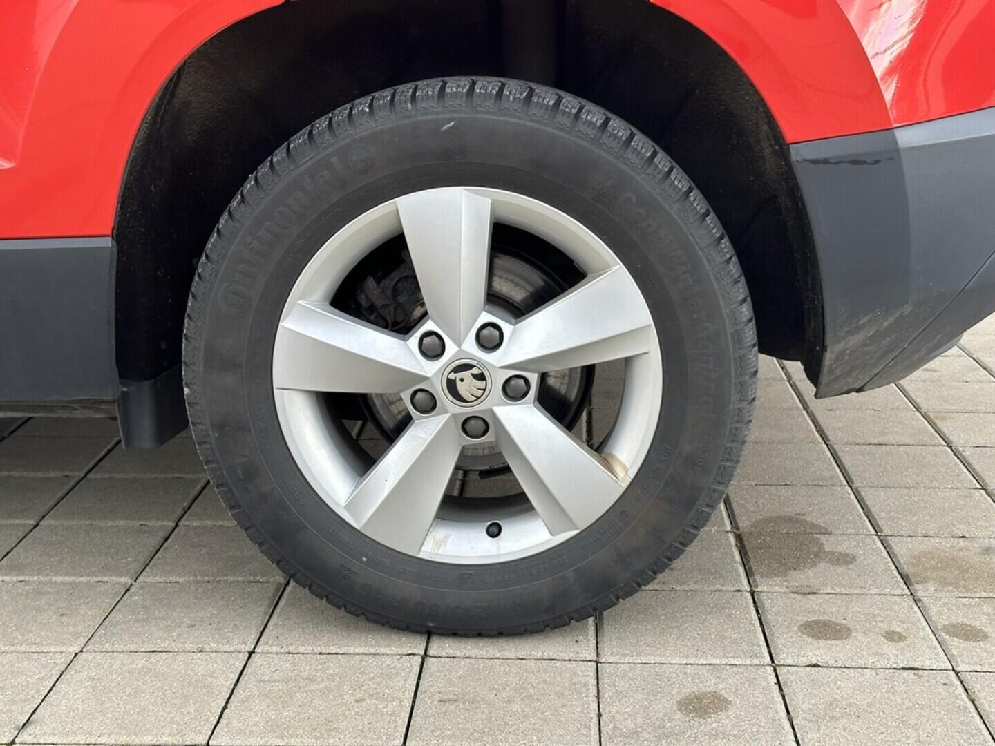 O619V07593_33.webp_KAROQ Style 1.6 TDI 85 kW manuál