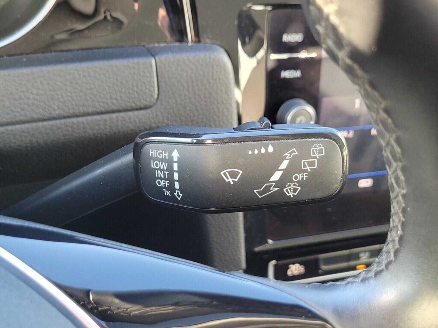 O619V07594_24.webp_GOLF Highline 4Motion 2.0 TDI 110 kW manuál, DPH