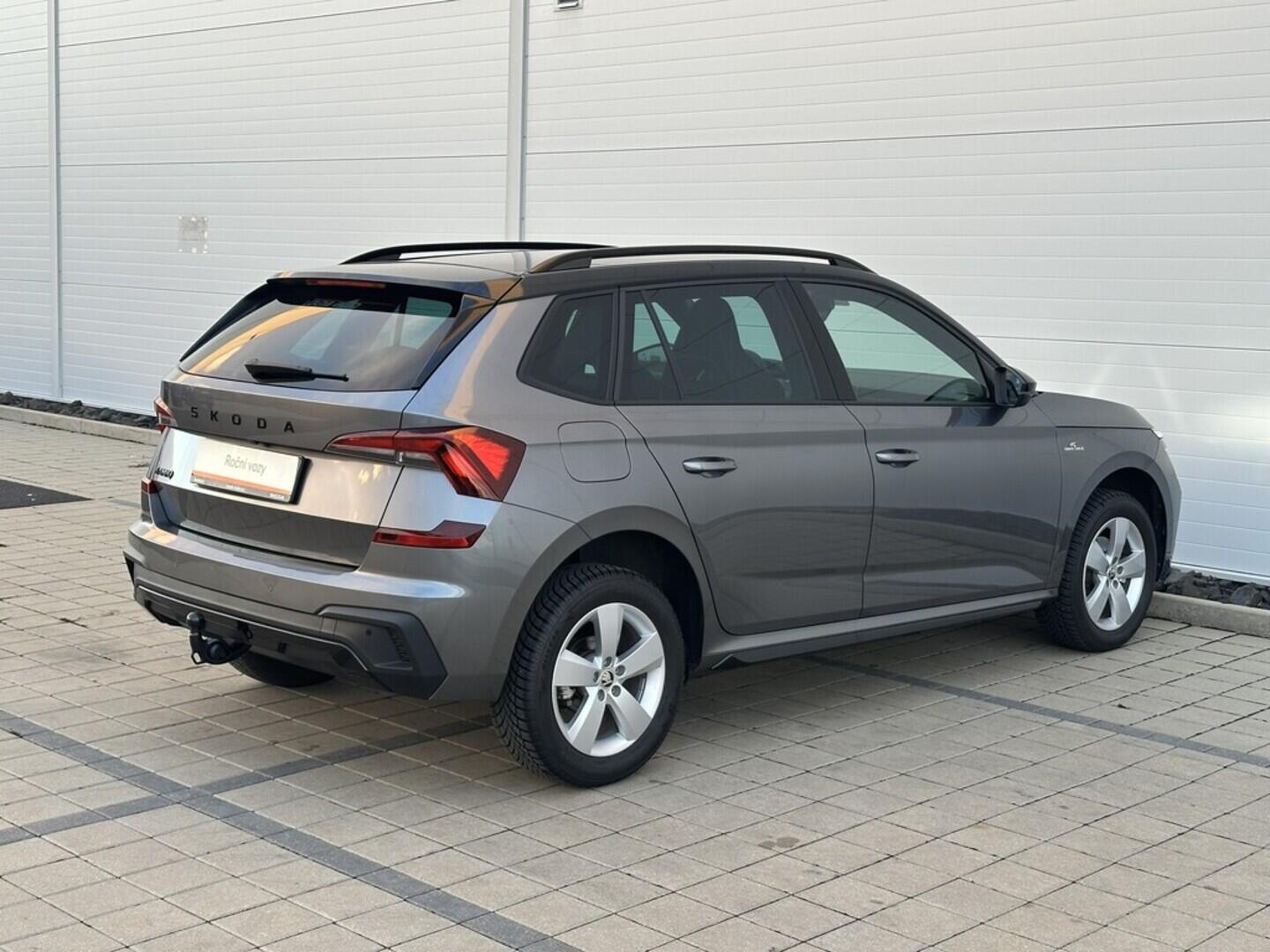 O619V07599_14.webp_KAMIQ Monte Carlo 1.0 TSI 85 kW manuál, DPH