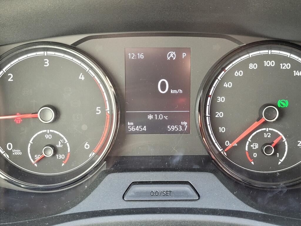 O619V07601_17.webp_CARAVELLE  Comfortline DR 2.0 TDI 110 kW automat, DPH