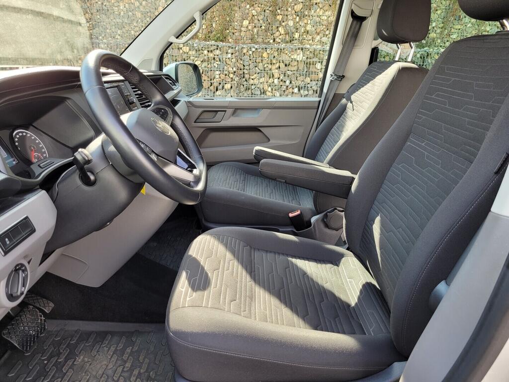 O619V07601_26.webp_CARAVELLE  Comfortline DR 2.0 TDI 110 kW automat, DPH