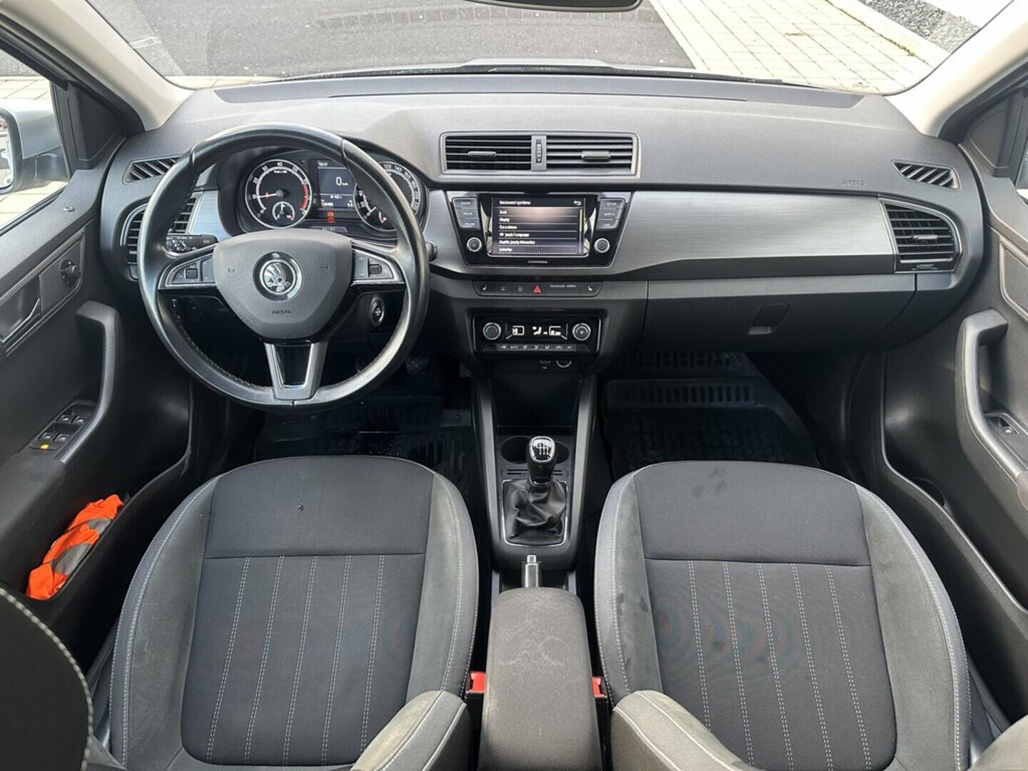 O619V07604_18.webp_FABIA Style Plus 1.0 TSI 81 kW manuál, DPH