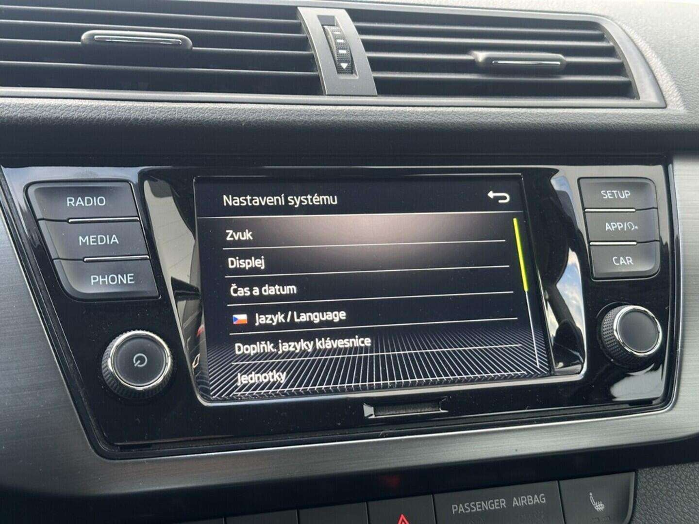 O619V07604_25.webp_FABIA Style Plus 1.0 TSI 81 kW manuál, DPH