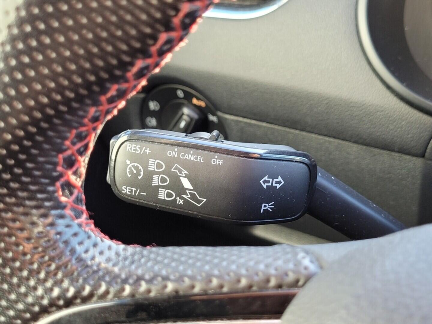 O619V07606_26.webp_OCTAVIA RS 230 2.0 TSI 169 kW manuál