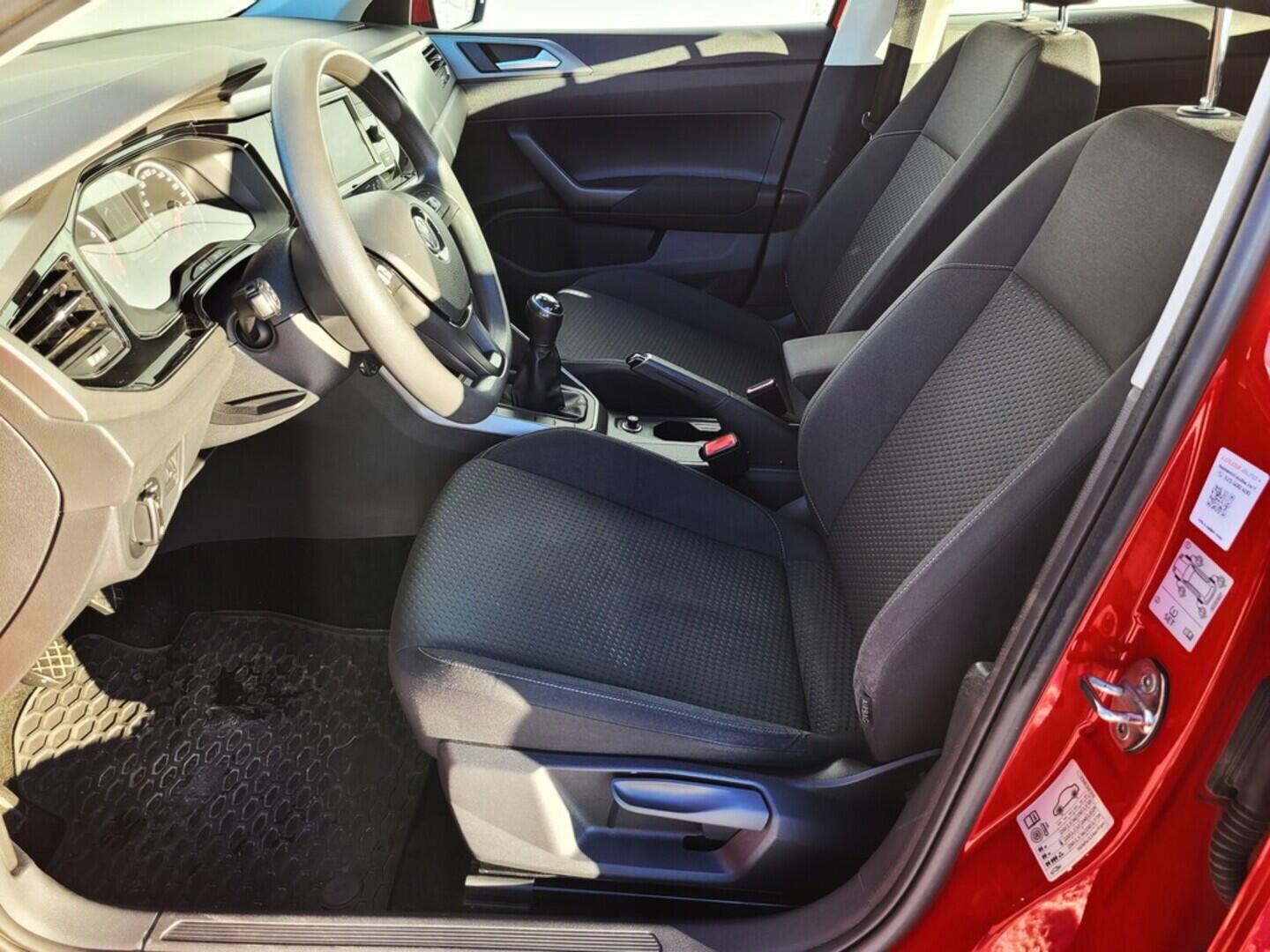 O619V07608_30.webp_POLO COMFORTLINE 1.0 TSI 70 kW manuál, DPH