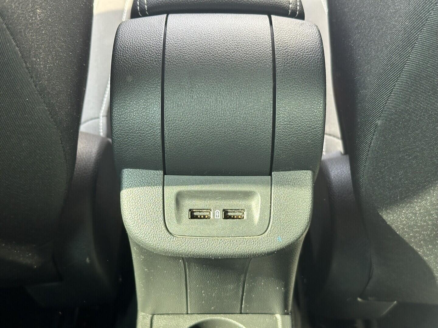 O619V07609_29.webp_RAPID Style 1.0 TSI 70 kW manuál