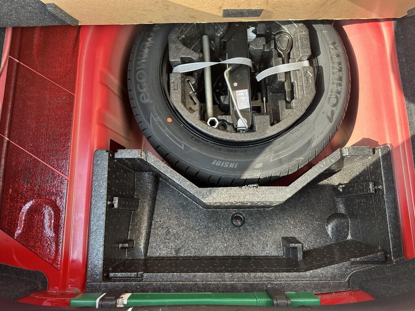 O619V07609_32.webp_RAPID Style 1.0 TSI 70 kW manuál