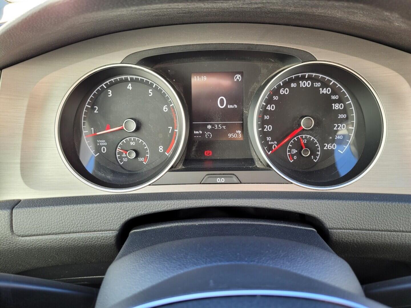 O619V07613_19.webp_GOLF Comfortline 1.2 TSI 81 kW manuál