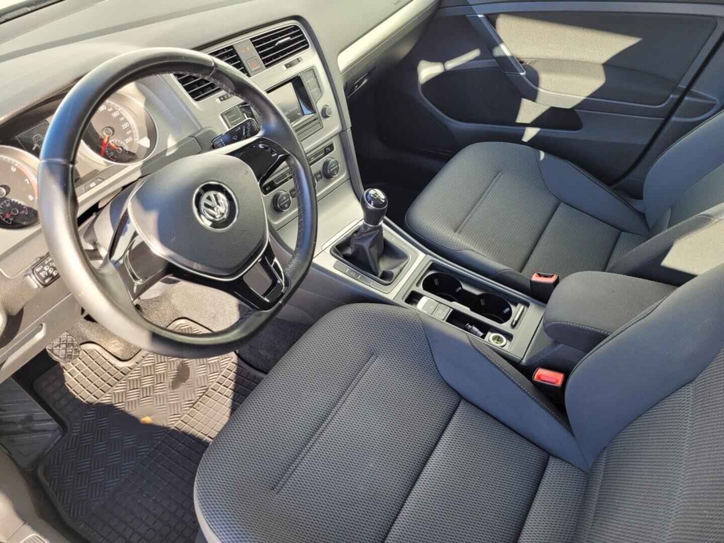 O619V07613_32.webp_GOLF Comfortline 1.2 TSI 81 kW manuál