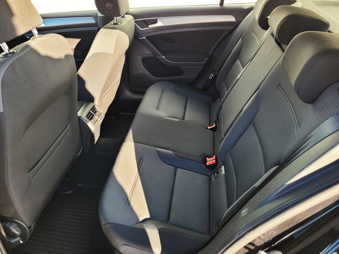 O619V07613_34.webp_GOLF Comfortline 1.2 TSI 81 kW manuál