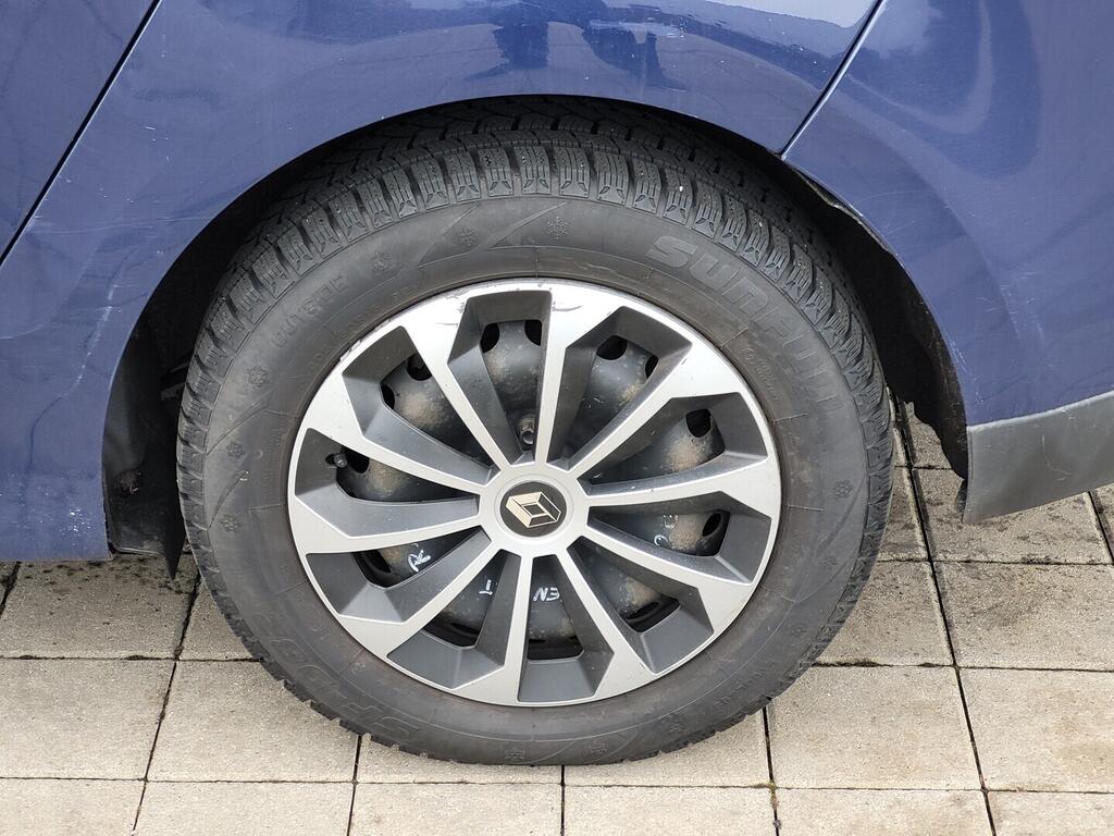 O619V07615_31.webp_GRAND SCÉNIC  1.5 dCi 78 kW manuál