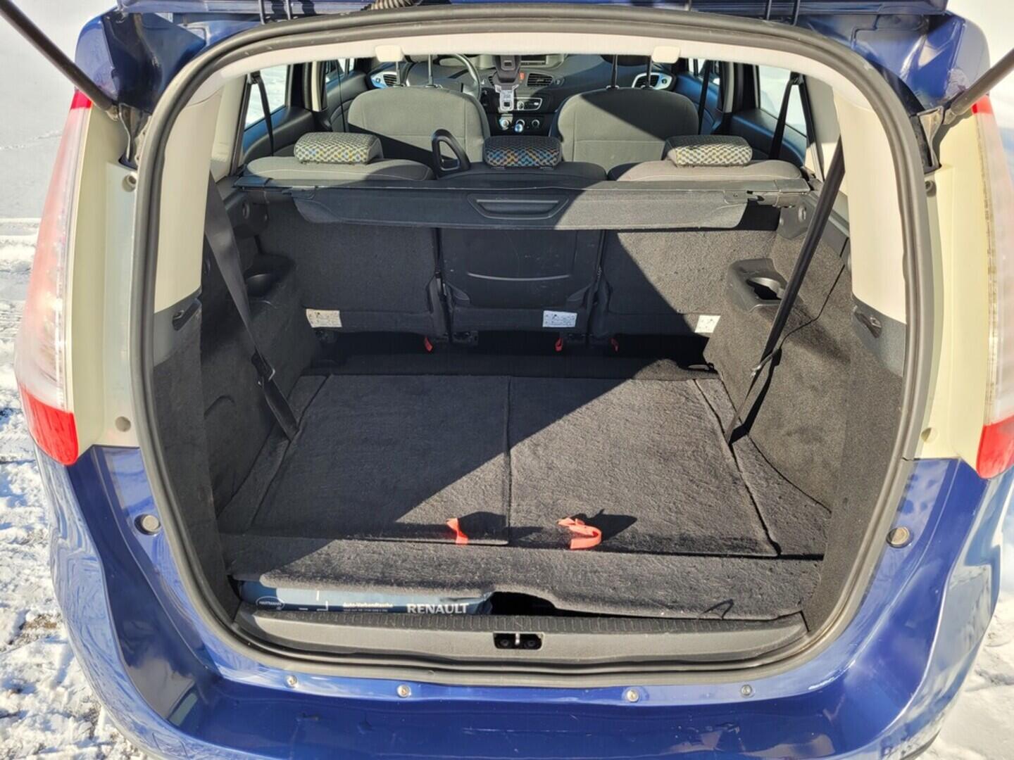 O619V07615_42.webp_GRAND SCÉNIC  1.5 dCi 78 kW manuál