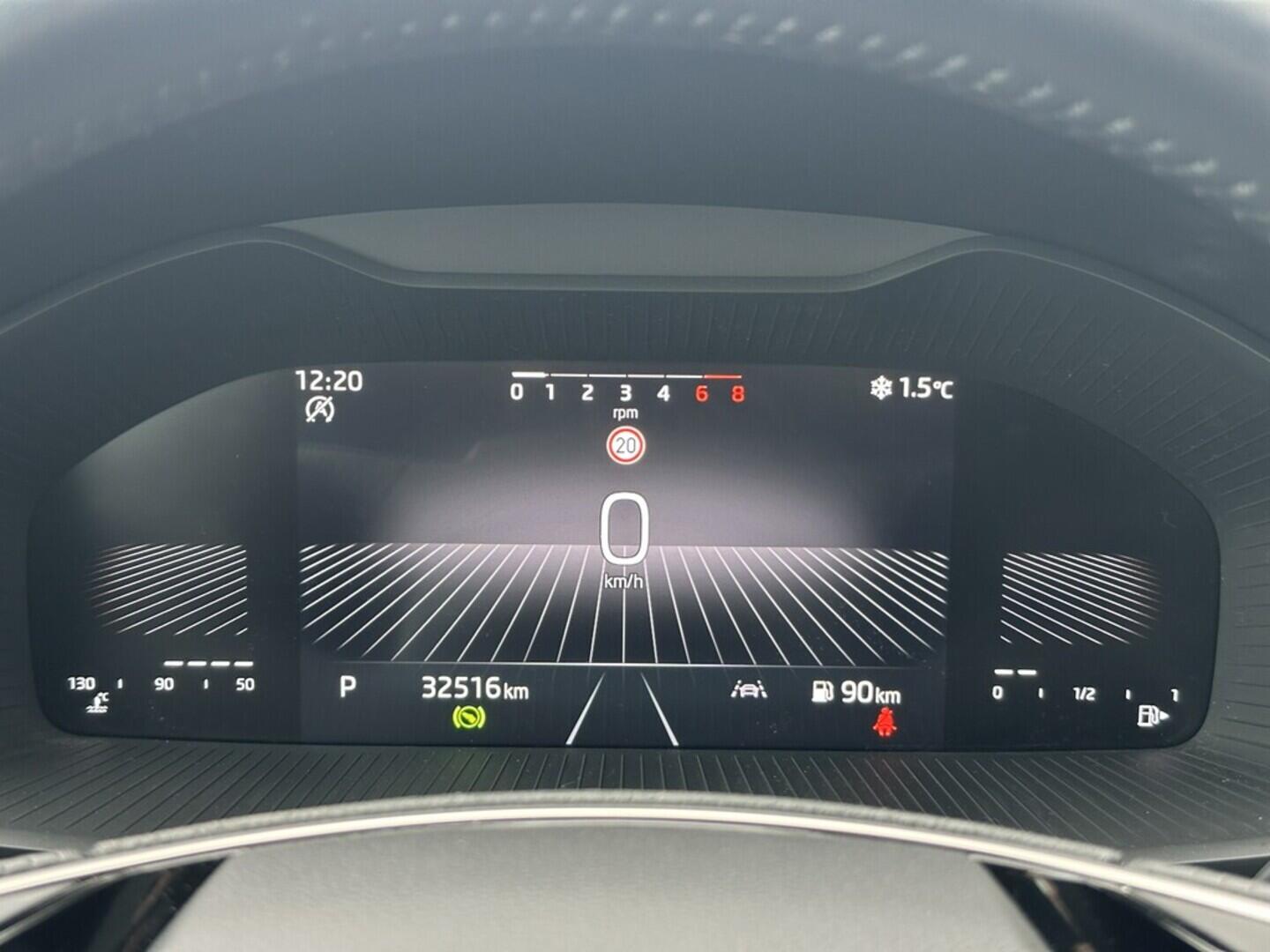 O619V07617_19.webp_KAROQ Selection 1.5 TSI 110 kW automat, DPH