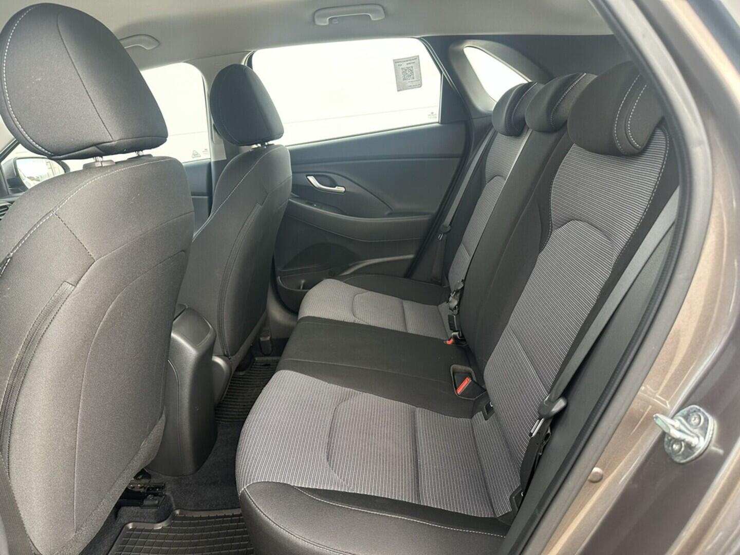 O619V07622_28.webp_I30 Comfort  1.0  88 kW manuál