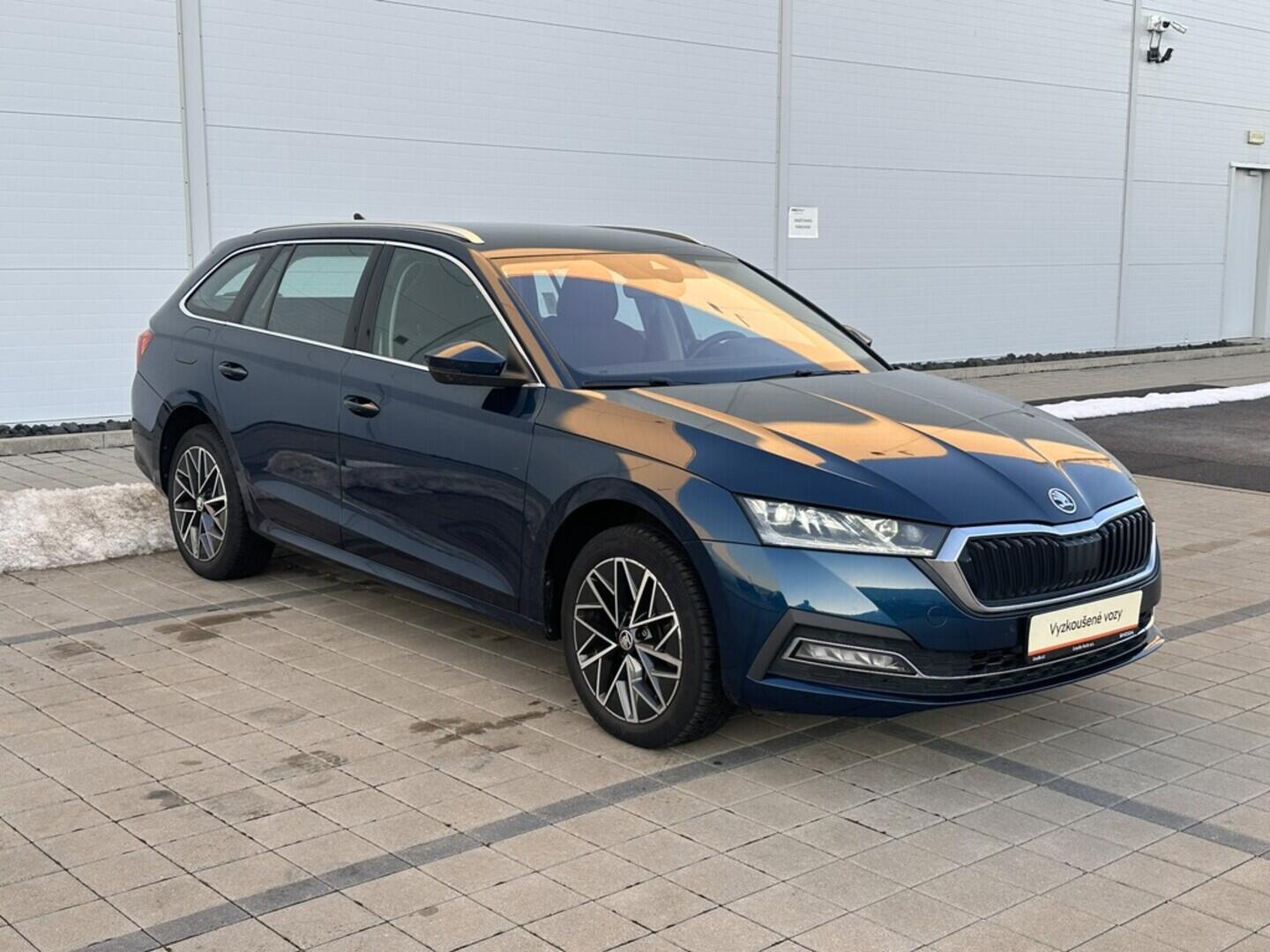 O619V07624_12.webp_OCTAVIA Style Plus 2.0 TDI 85 kW manuál, DPH