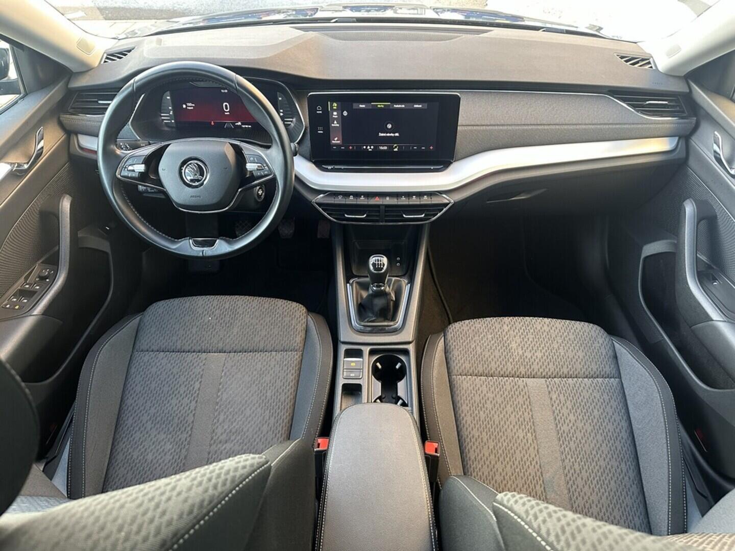 O619V07624_18.webp_OCTAVIA Style Plus 2.0 TDI 85 kW manuál, DPH