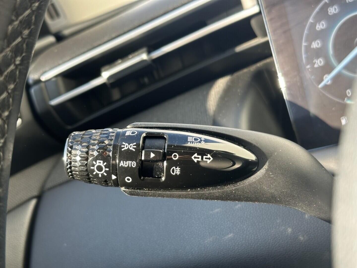 O619V07625_21.webp_TUCSON SMART NAV 1.6  100 kW automat