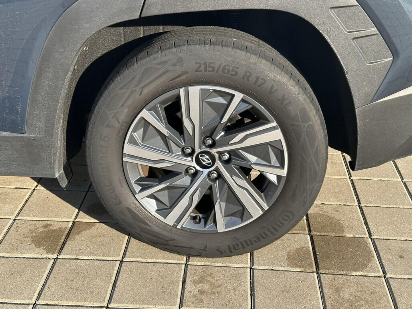 O619V07625_31.webp_TUCSON SMART NAV 1.6  100 kW automat