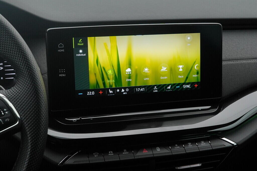 O619V07636_32.webp_OCTAVIA SportLine 2.0 TDI 110 kW automat, DPH