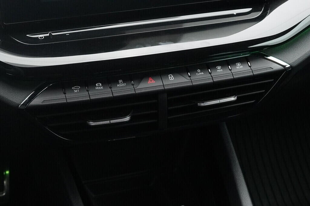 O619V07636_33.webp_OCTAVIA SportLine 2.0 TDI 110 kW automat, DPH