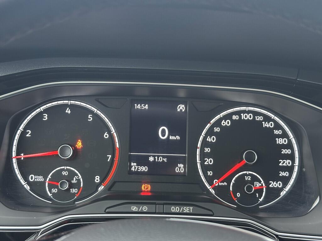 O619V07641_19.webp_POLO Highline 1.0 TSI 70 kW manuál