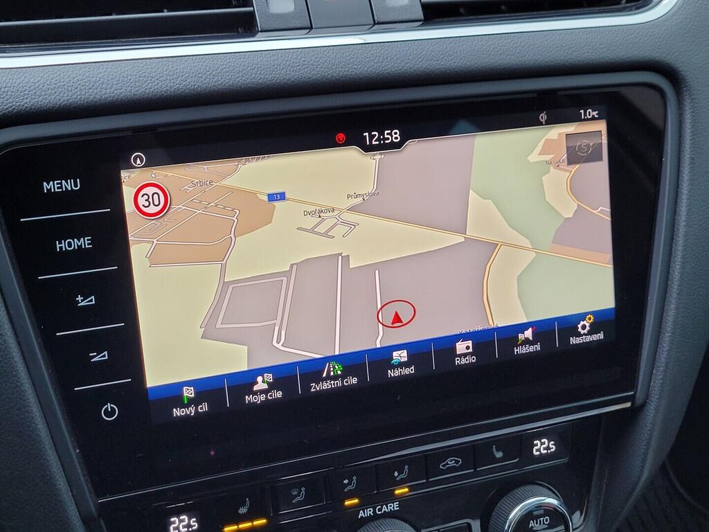 O619V07643_27.webp_OCTAVIA Style Plus 2.0 TDI 110 kW automat