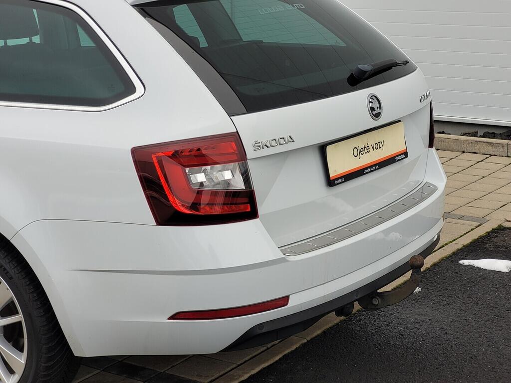 O619V07643_29.webp_OCTAVIA Style Plus 2.0 TDI 110 kW automat