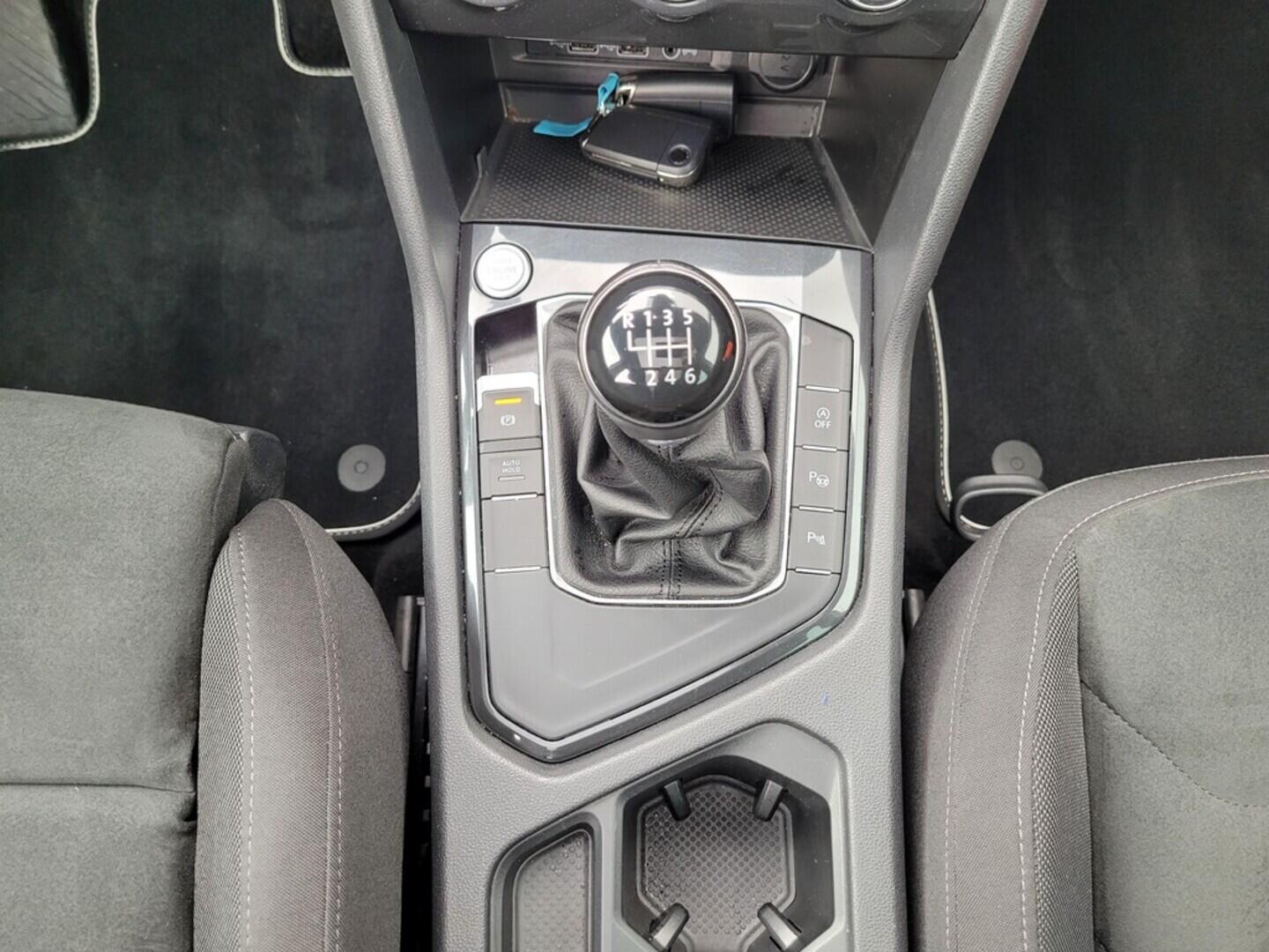 O619V07645_21.webp_TIGUAN Comfortline 1.5 TSI 96 kW manuál