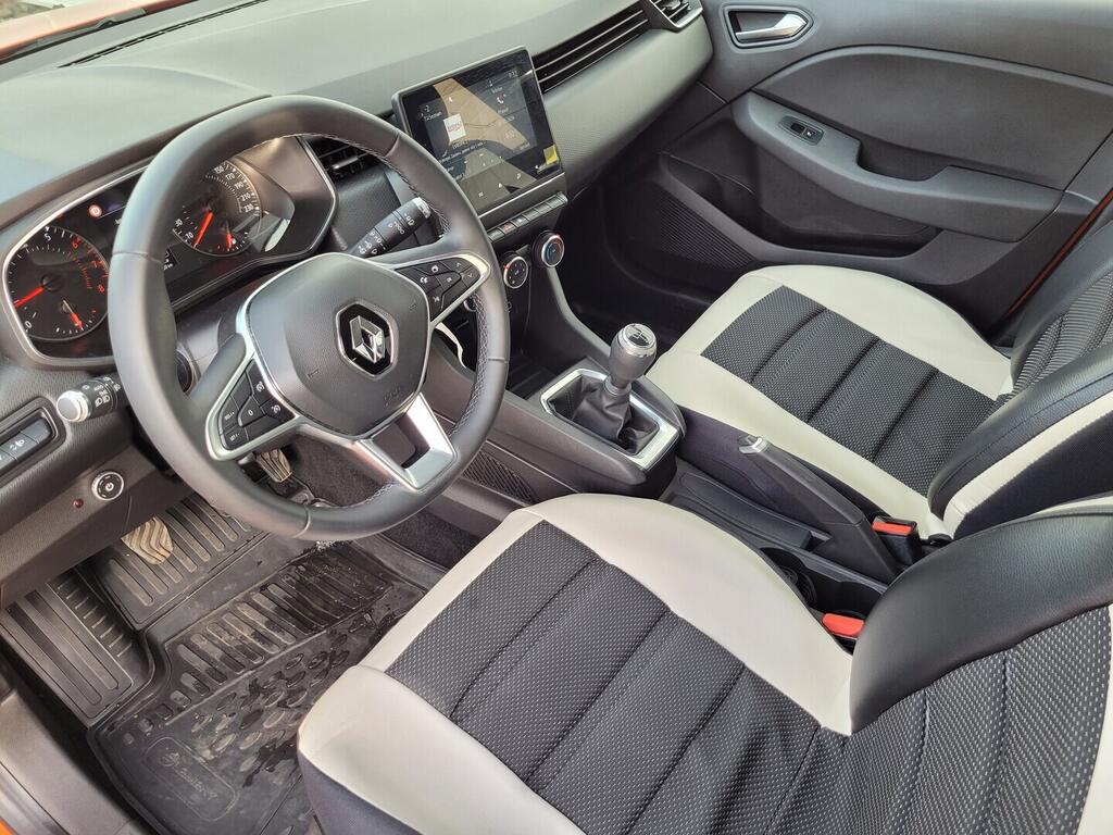 O619V07646_32.webp_CLIO Zen 1.0 TCe 67 kW manuál