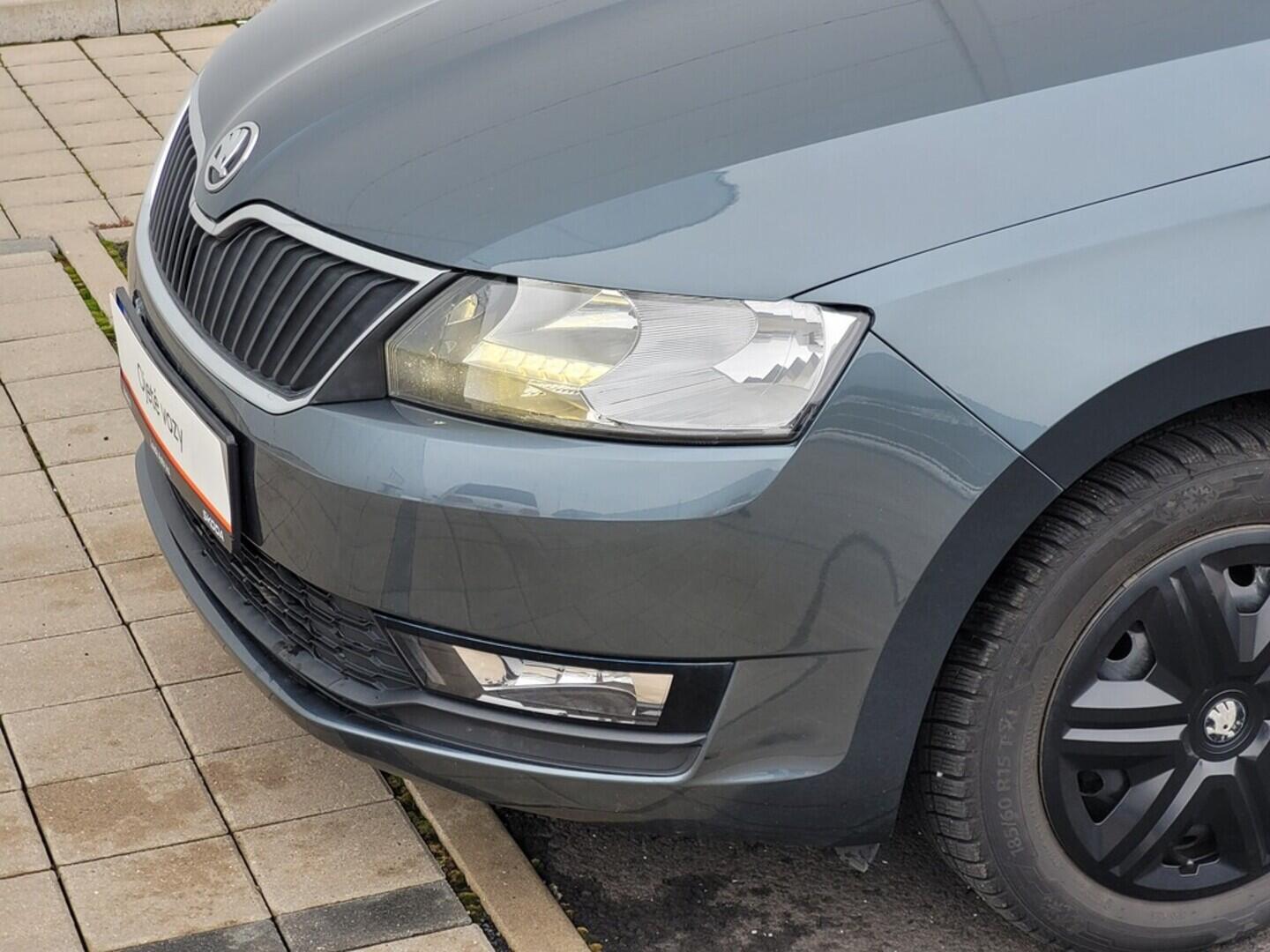 O619V07647_31.webp_RAPID Ambition 1.0 TSI 70 kW manuál