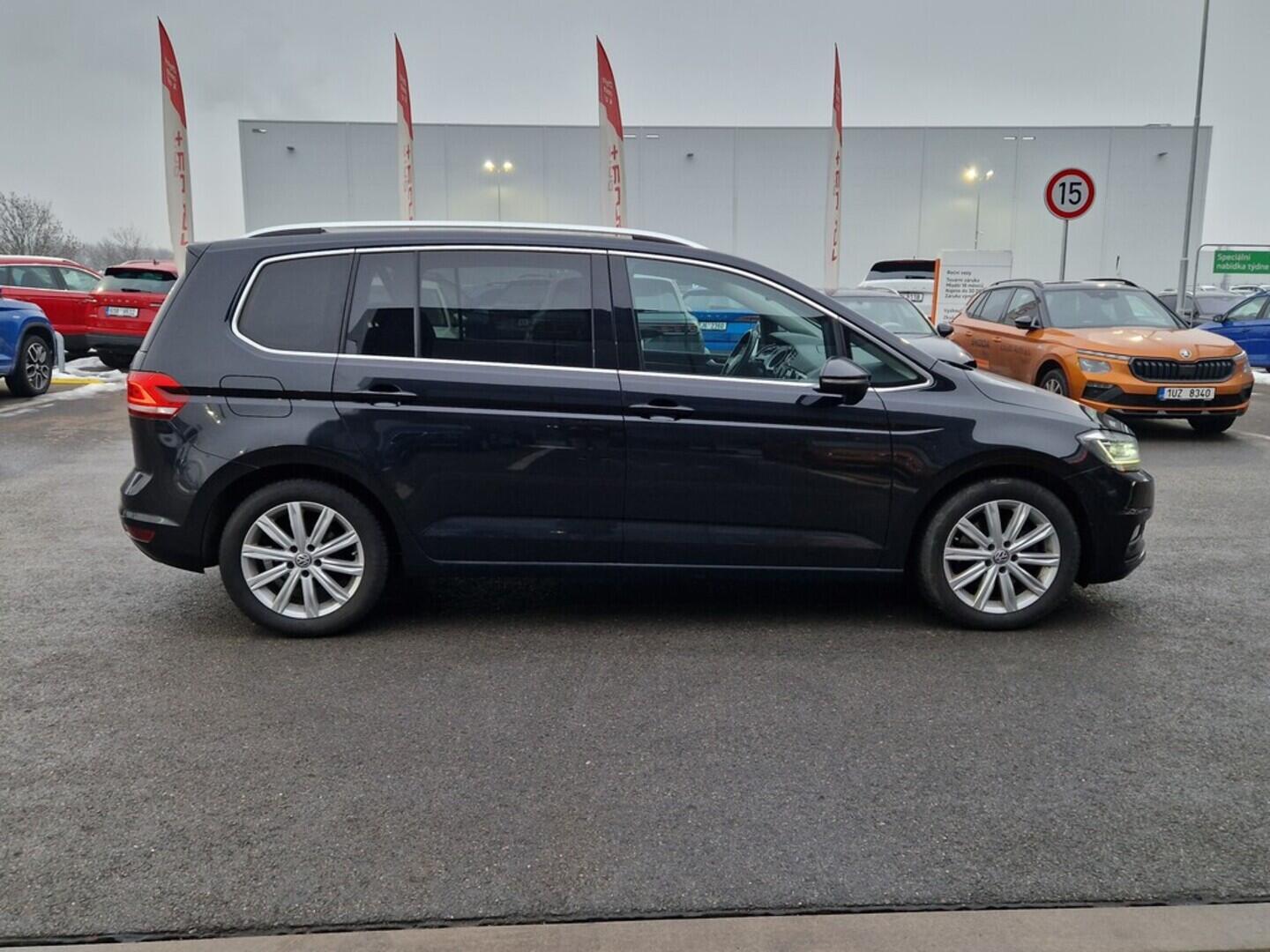 O619V07649_12.webp_TOURAN Comfortline 2.0 TDI 110 kW automat